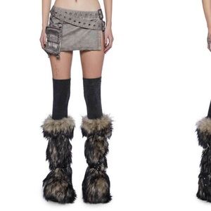 Darker Wavs Fader Split belt mini skirt